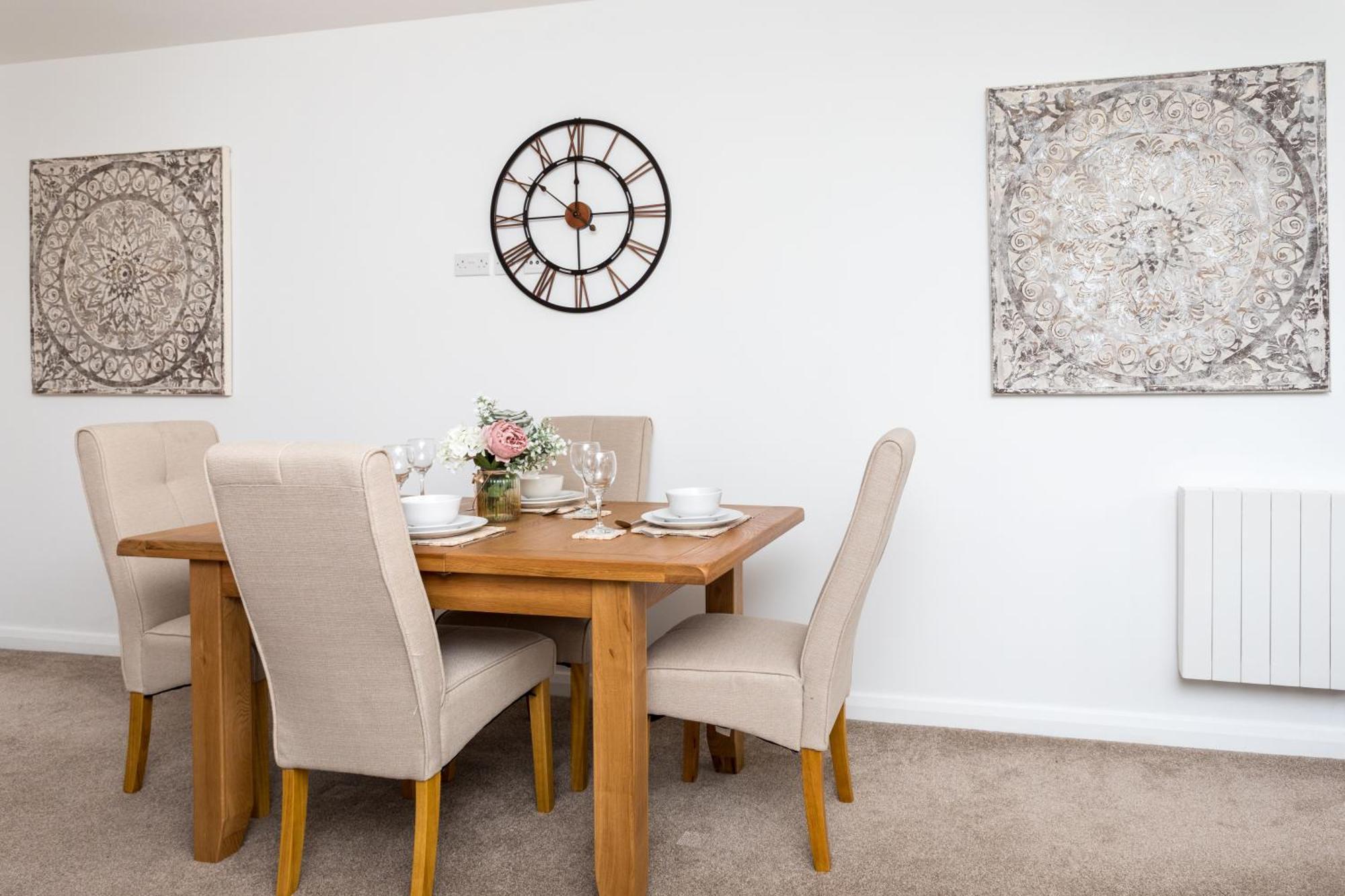 Flat 7- Spacious Studio Flat In The Heart Of Crawley المظهر الخارجي الصورة